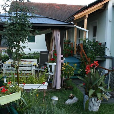 Pension Pock Tieschen ภายนอก รูปภาพ